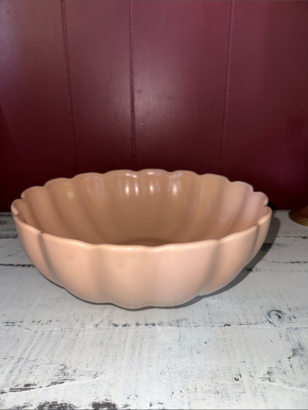 Vintage Catalina Rancho Satin Coral Scalloped Ceramic Bowl